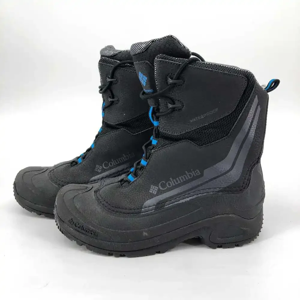 Columbia Black and Blue Synthetic Snow Boots | Perfect for Any Season